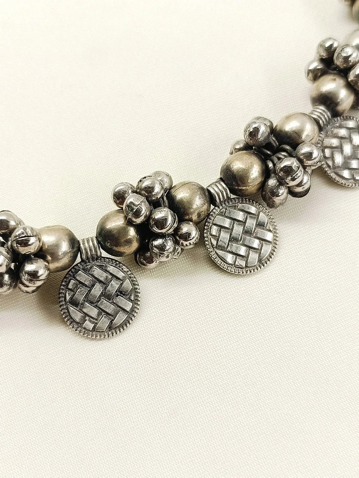Tripti Plain Oxidized Neckpiece