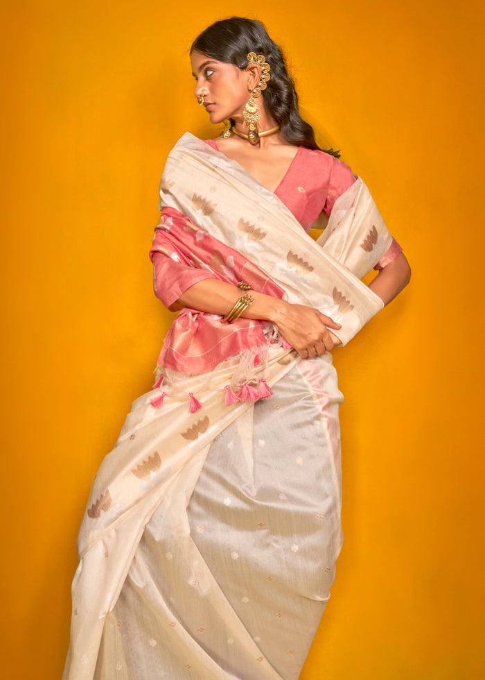 Off-White Tussar Handloom Weaving Silk Saree - qivii