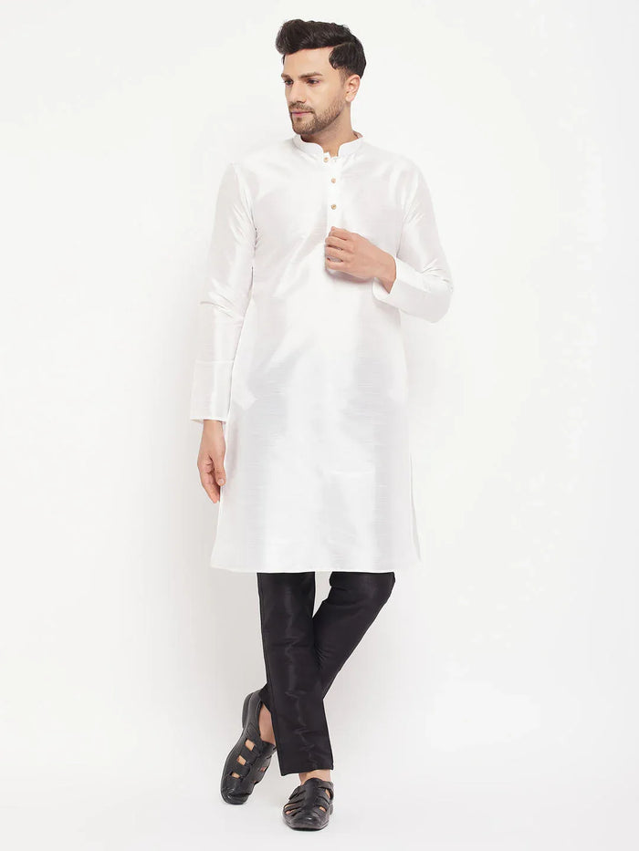 VASTRAMAY Men's White Cotton Silk Blend Kurta