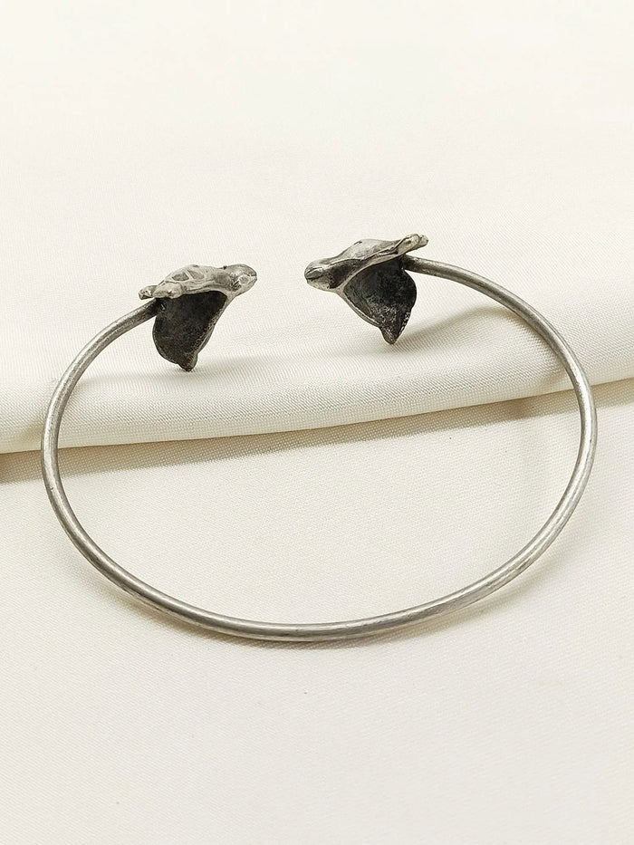 Vicitra Plain Oxidized Bracelet