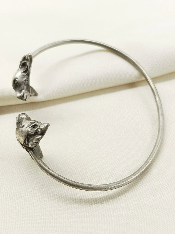 Vicitra Plain Oxidized Bracelet