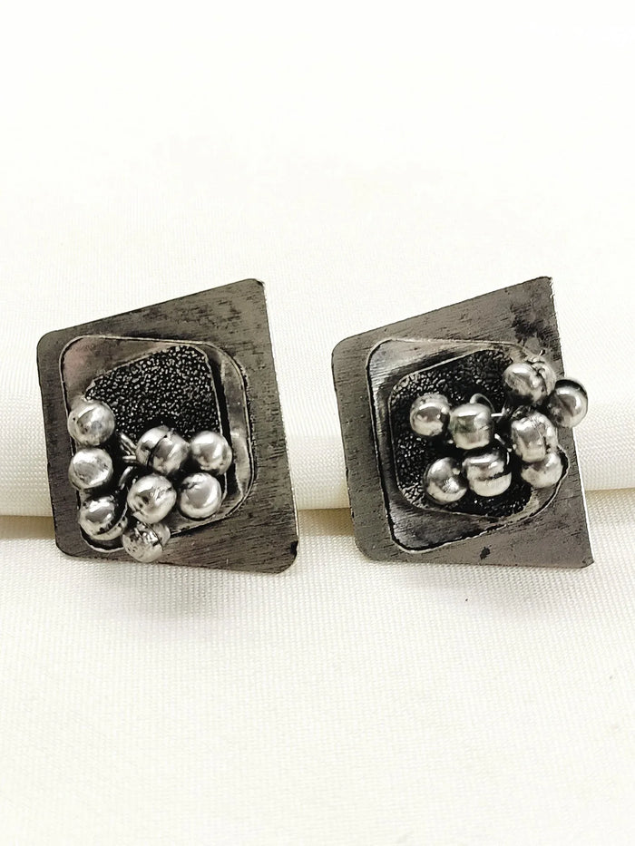 Vikasita Plain Oxidized Tops