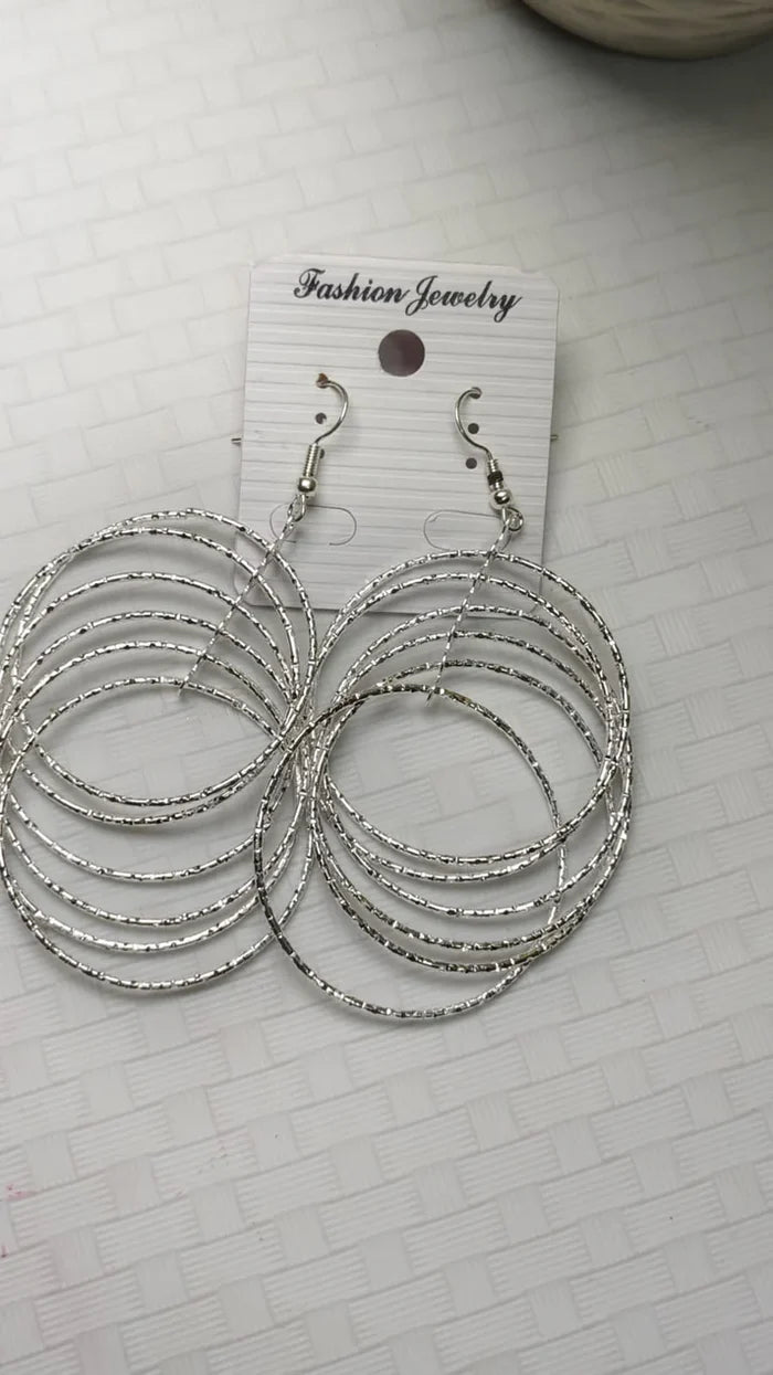 Wedding Deal – 17-Piece Random Fashion Jewelry Set for Women | Trendy Necklace, Earrings & Accessories Combo