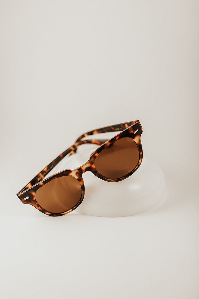 Willa Wayfarer Sunglasses