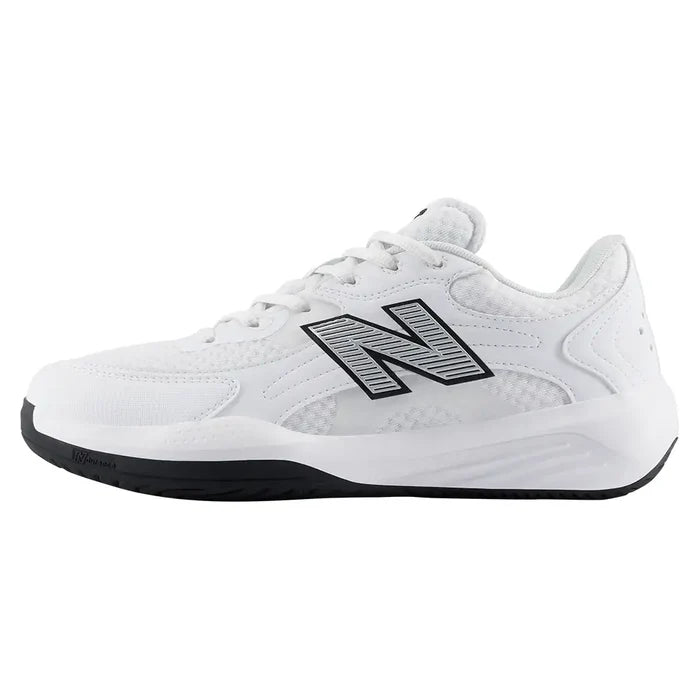 Women's 696v7 2E Width Shoes White and Black